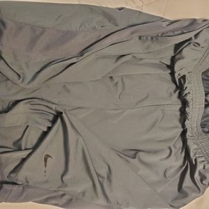Nike large shorts